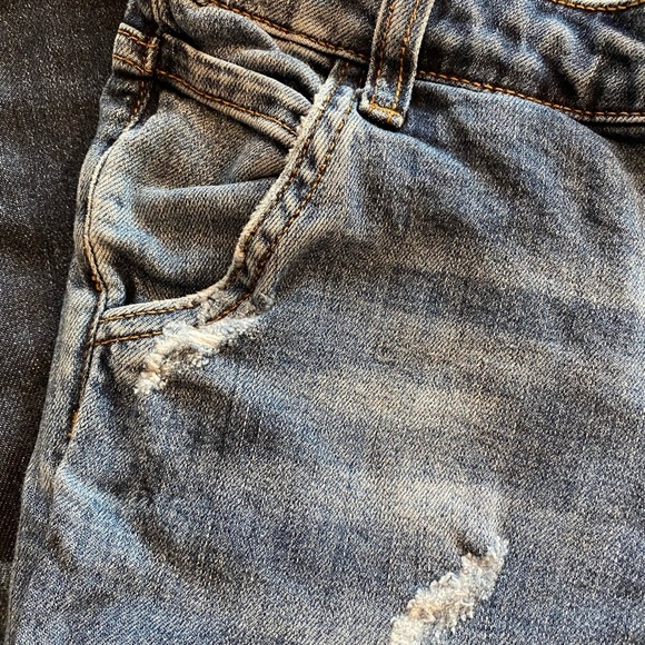 Kut Women’s Zoey’s Boyfriend 8 distressed cotton New without tag Anthropologie - Picture 7 of 15